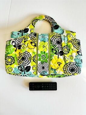 Vera Bradley Abby Vintage Limes Up Green Multi Paisley Satchel Bag